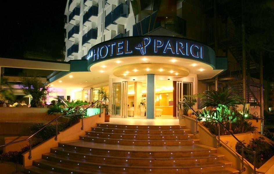 Parigi 4*